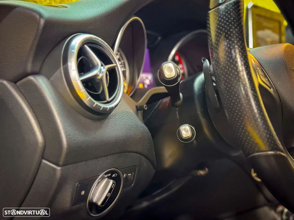 Mercedes-Benz CLA 180 - 37