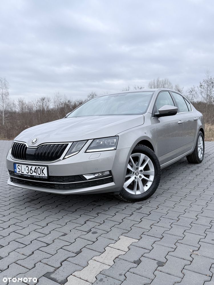 Skoda Octavia 1.6 TDI SCR Style DSG - 1
