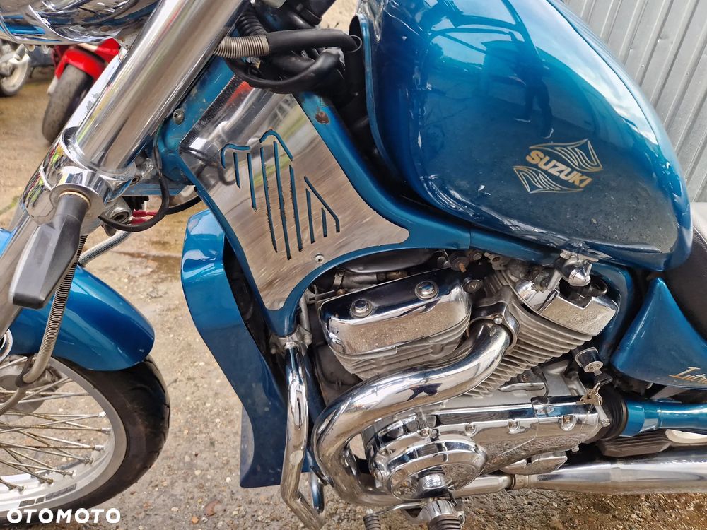 Suzuki Intruder - 29