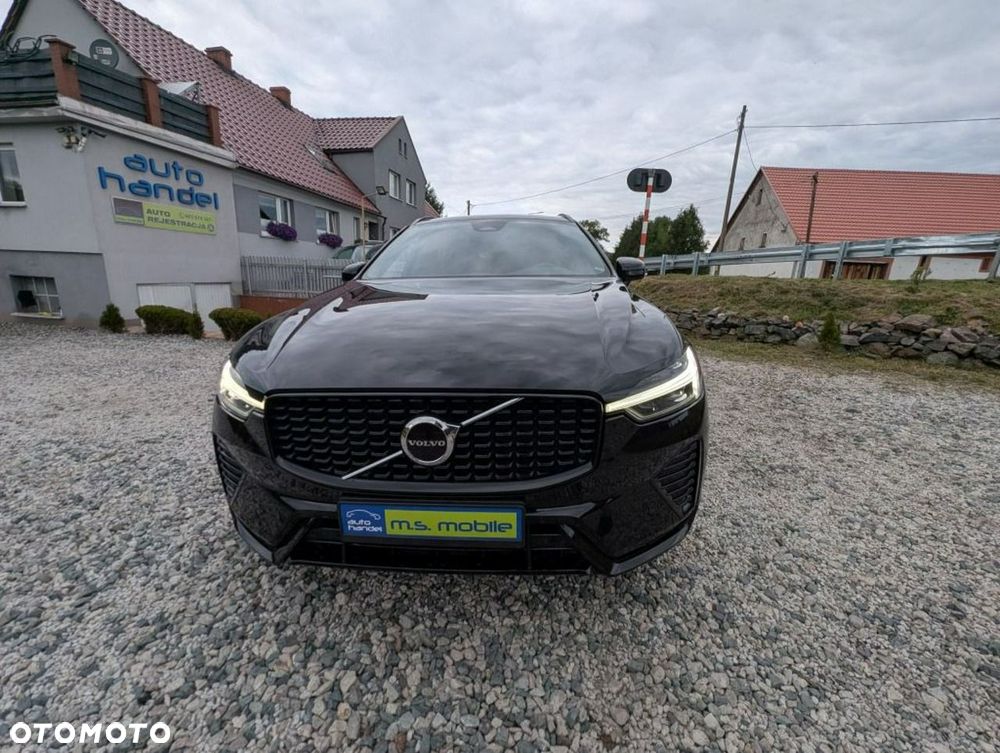 Volvo XC 60 B4 D Plus Dark - 2
