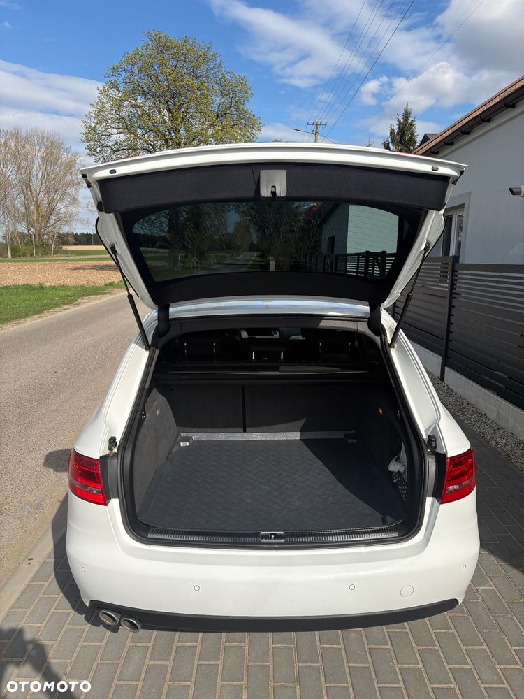 Audi A4 Avant 2.0 TDI - 16