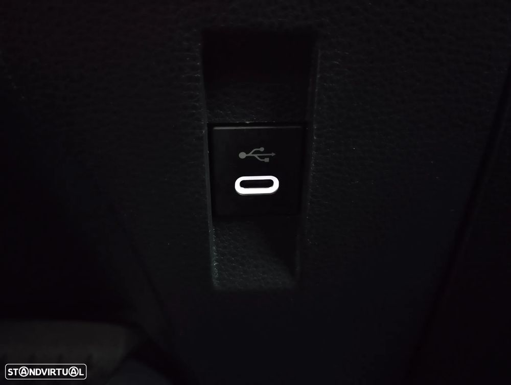 Toyota Corolla Touring Sports 1.8 Hybrid Comfort - 30