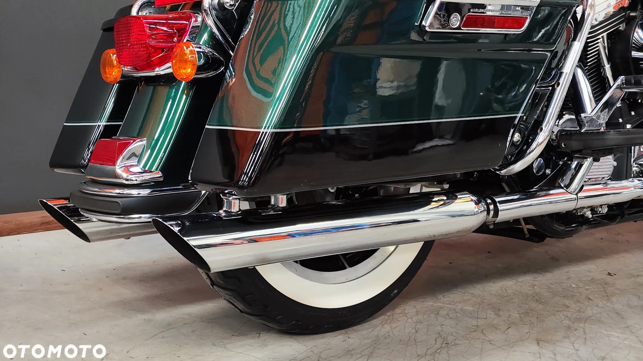 Harley-Davidson Touring Road King - 38