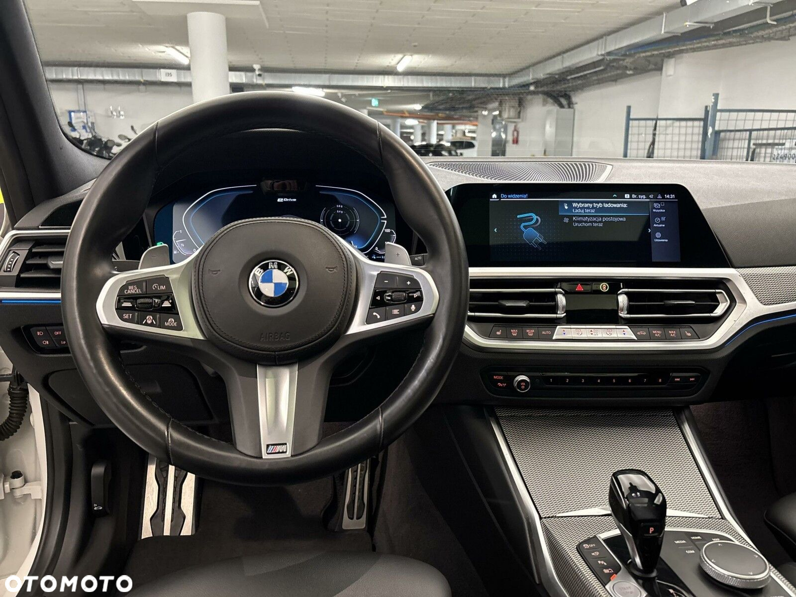 BMW Seria 3 330e xDrive M Sport sport - 14