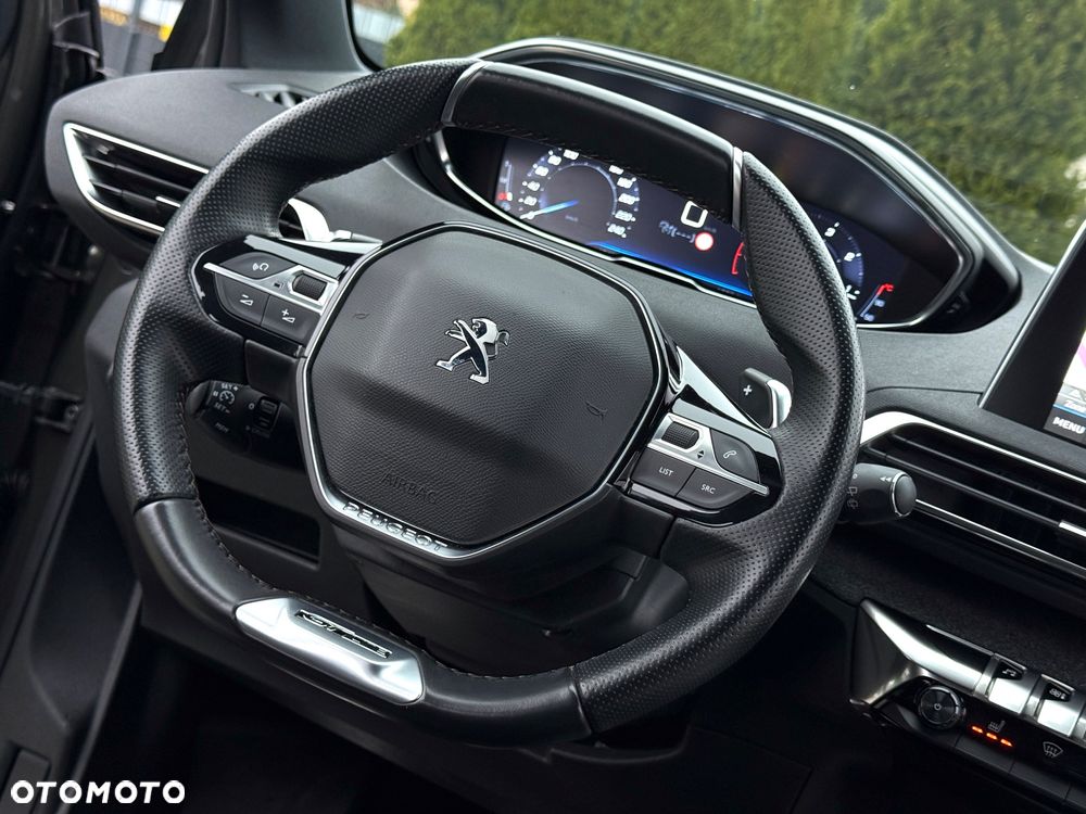 Peugeot 3008 1.5 BlueHDi GT S&S EAT8 - 24