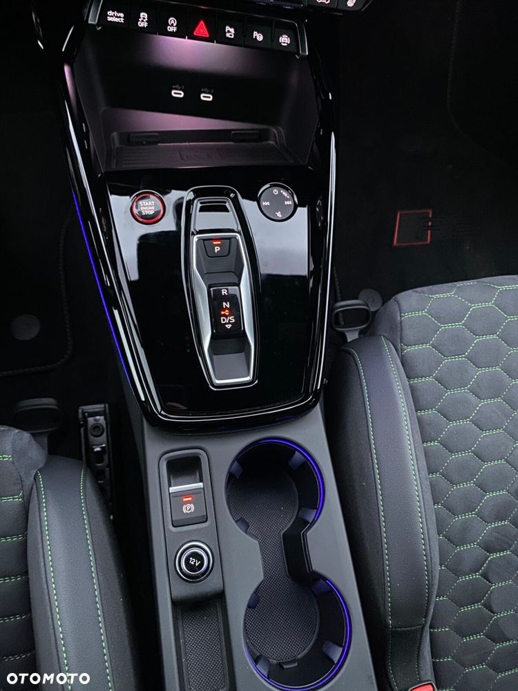 Audi RS3 Limousine - 18