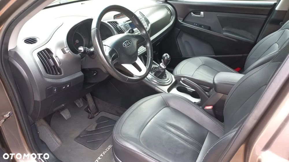 Kia Sportage 1.7 CRDI Business Line L 2WD - 12