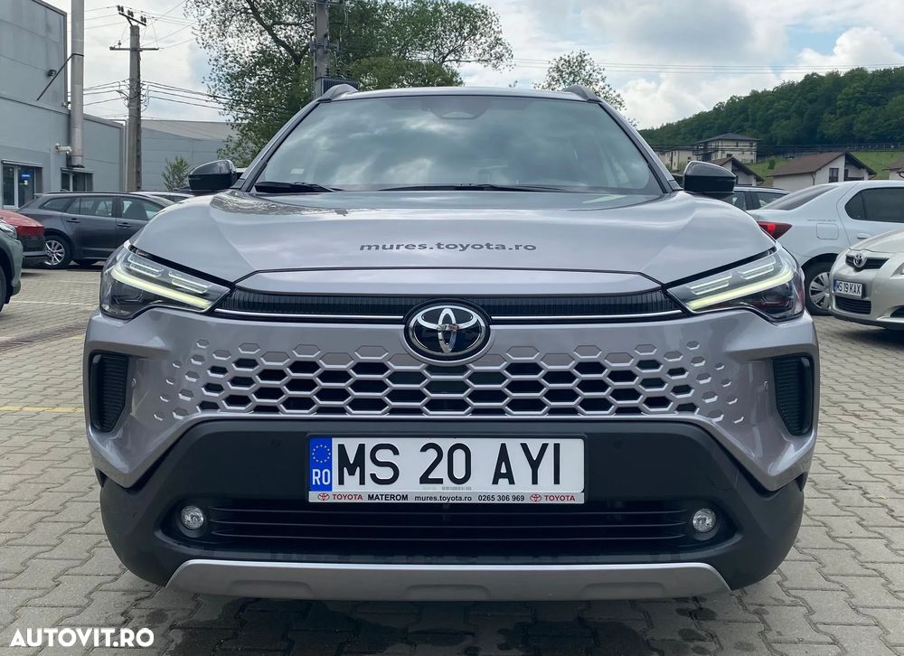 Toyota Corolla - 4