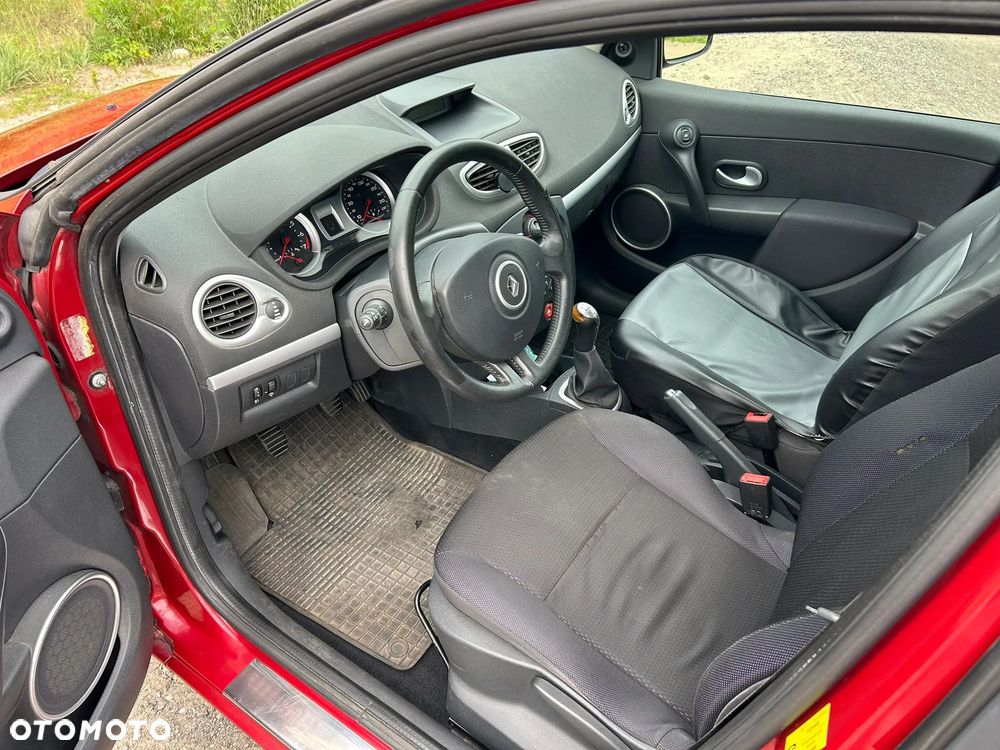 Renault Clio - 6