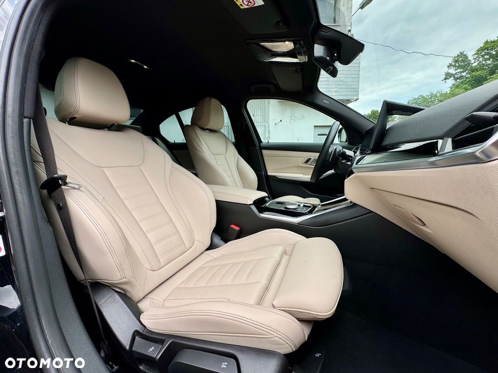 BMW Seria 3 318i - 15