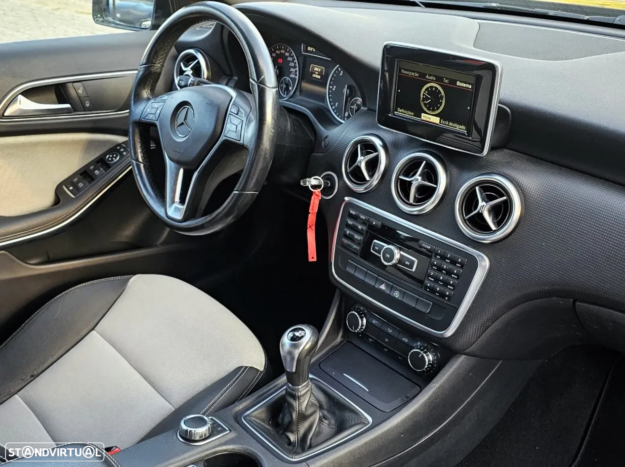 Mercedes-Benz A 180 CDI (BlueEFFICIENCY) Urban - 21