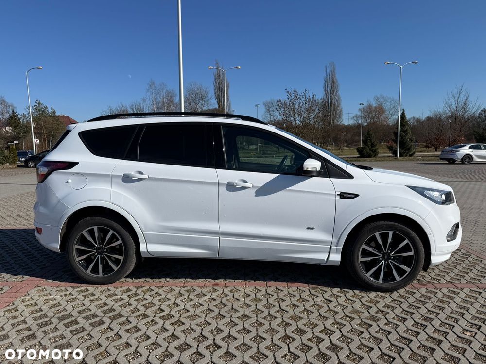 Ford Kuga 2.0 TDCi 4x4 ST-Line - 3