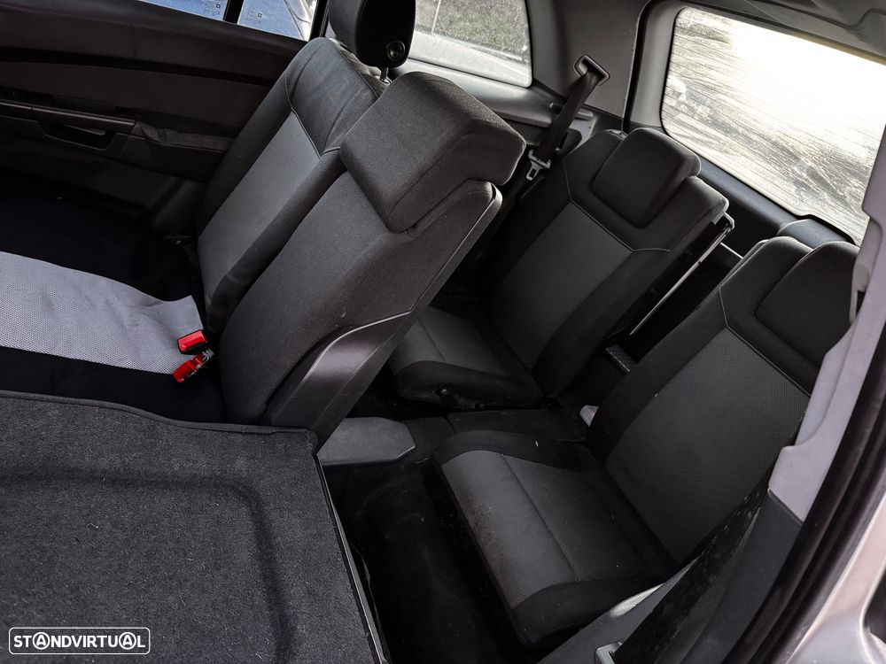 Opel Zafira - 1
