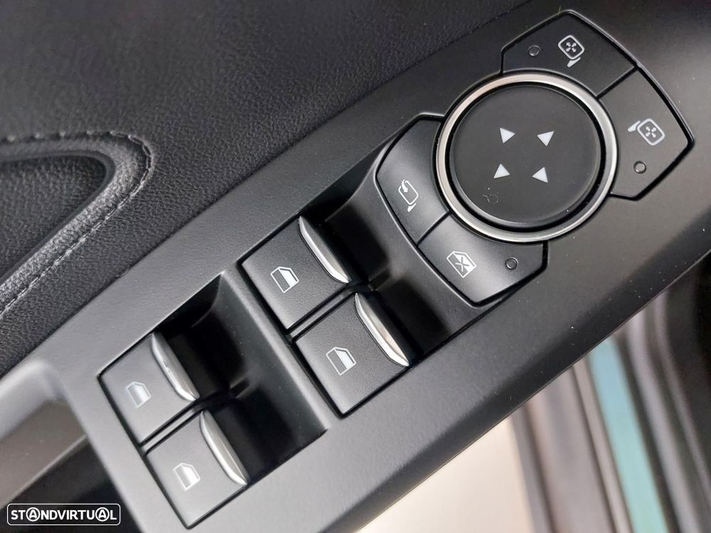 Ford Focus SW 1.5 TDCi EcoBlue Titanium - 14