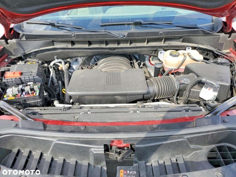 Cadillac Escalade - 13