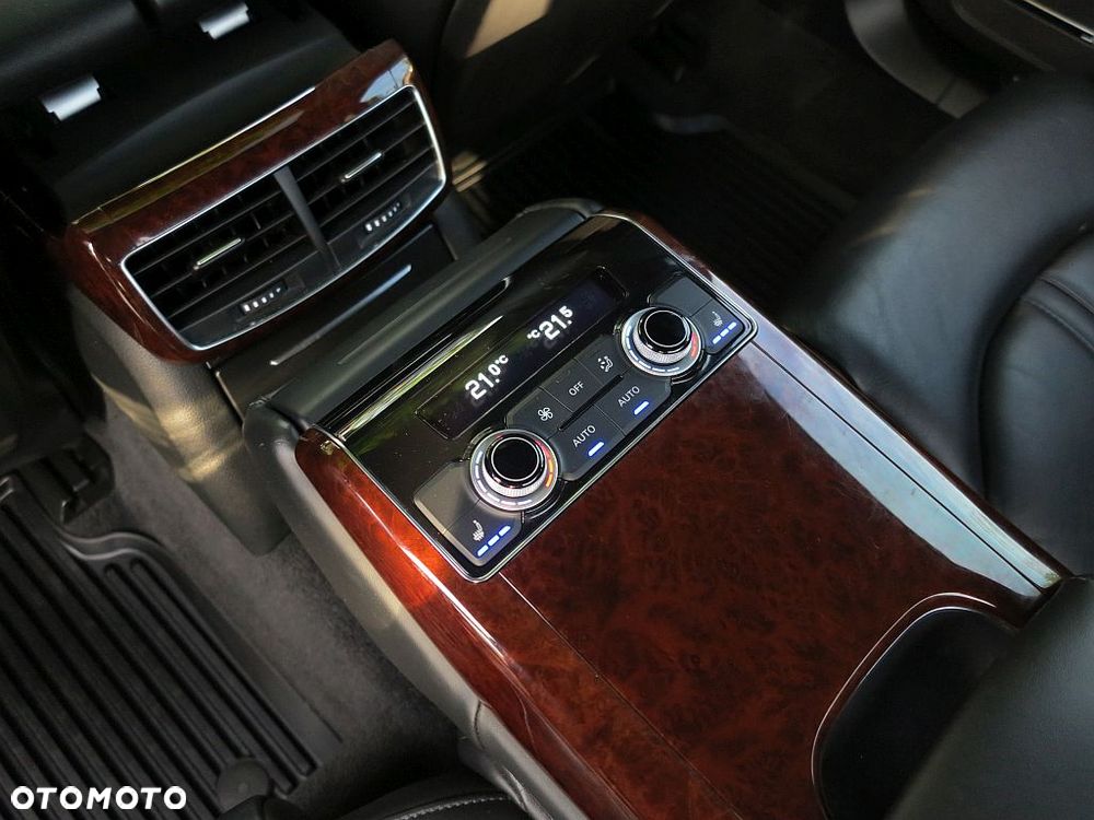 Audi A8 3.0 TDI DPF quattro tiptronic - 32