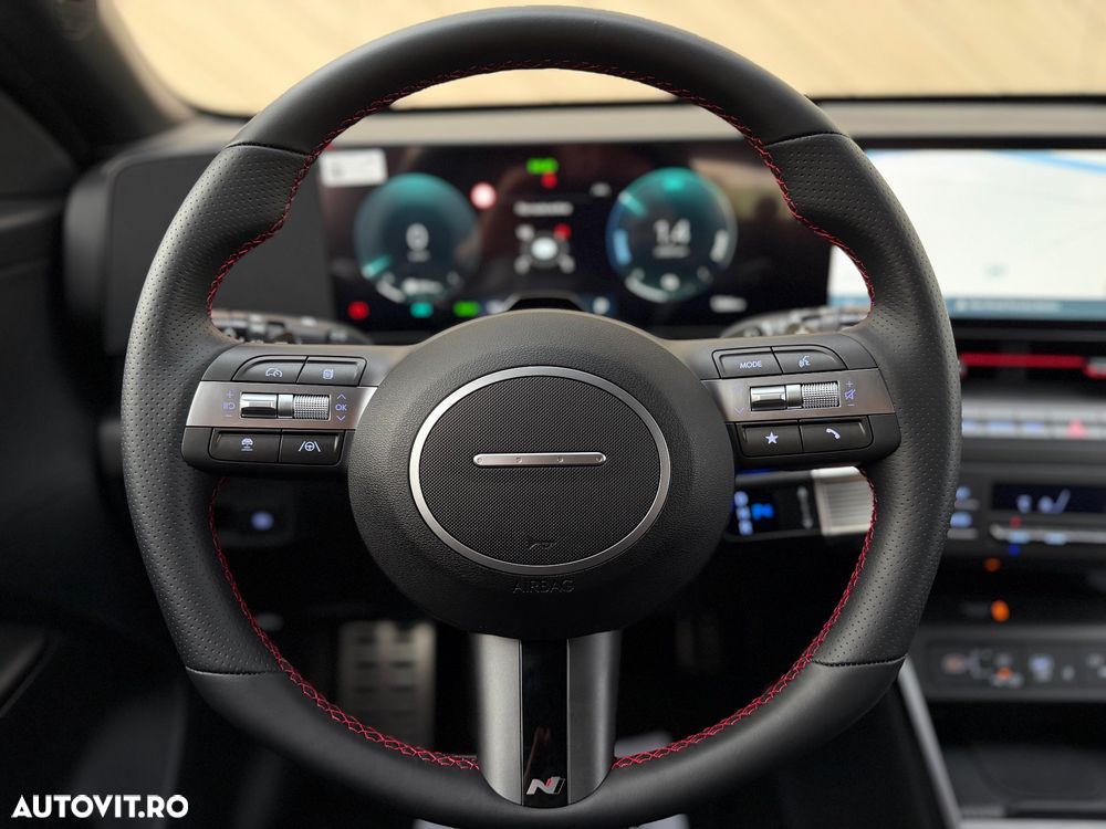 Hyundai KONA - 21