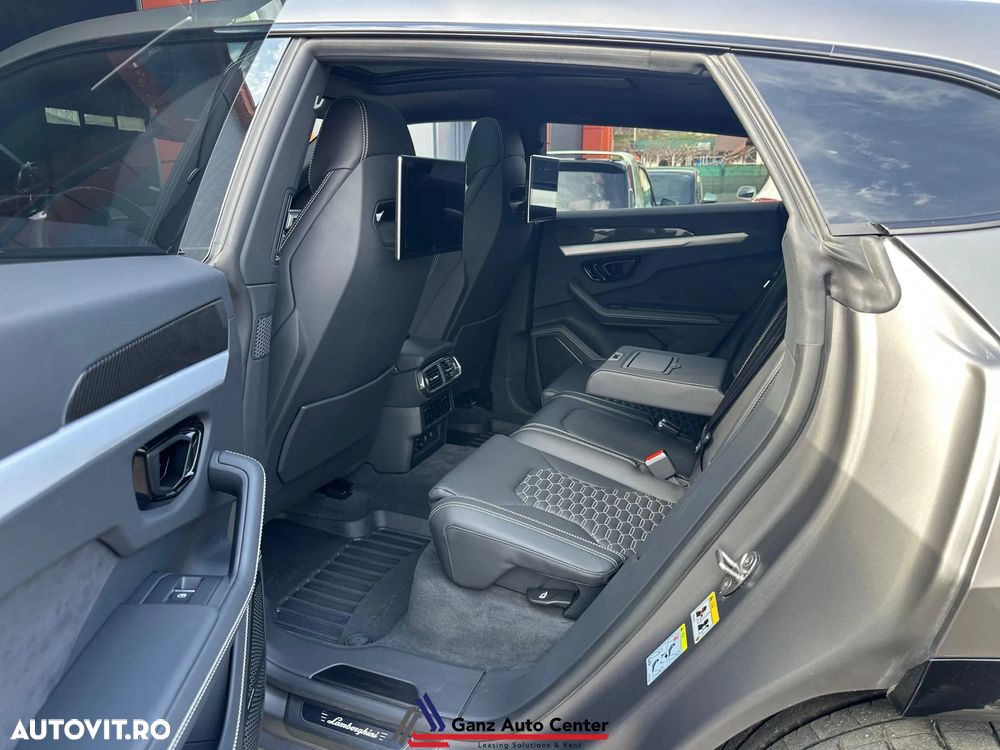 Lamborghini URUS Standard - 15