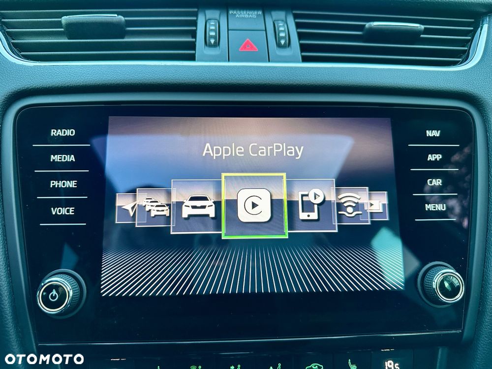 Skoda Octavia Combi 2.0 TDI DSG RS - 31