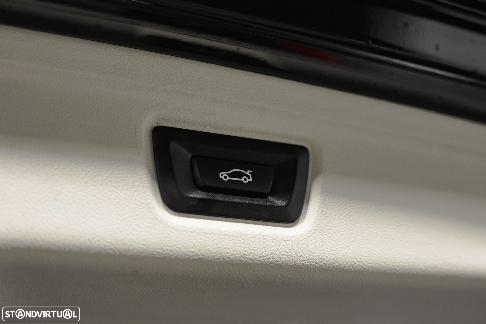 BMW 318 d Touring Aut. - 35