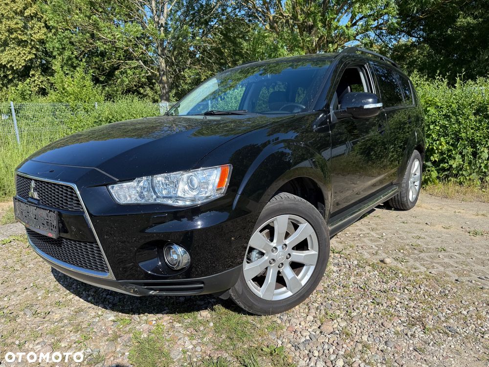 Mitsubishi Outlander 2.0 2WD - 2