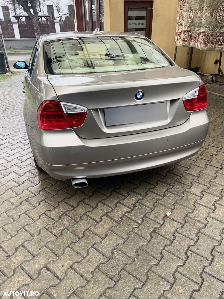 BMW Seria 3 318d - 2