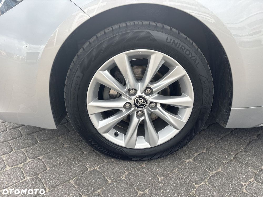 Toyota Corolla - 27