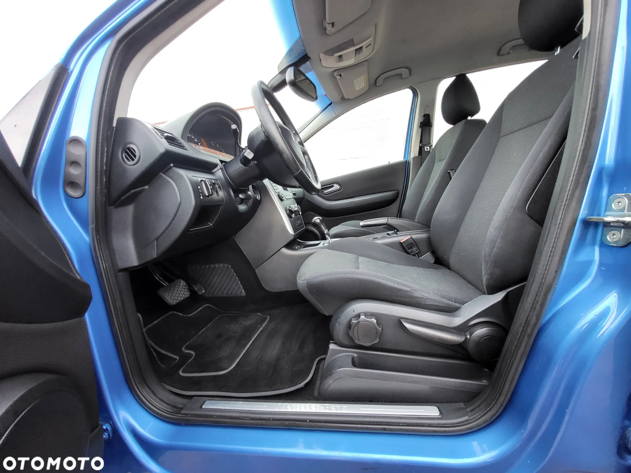 Mercedes-Benz Klasa A 160 CDI Autotronic Avantgarde DPF Polar Star - 15