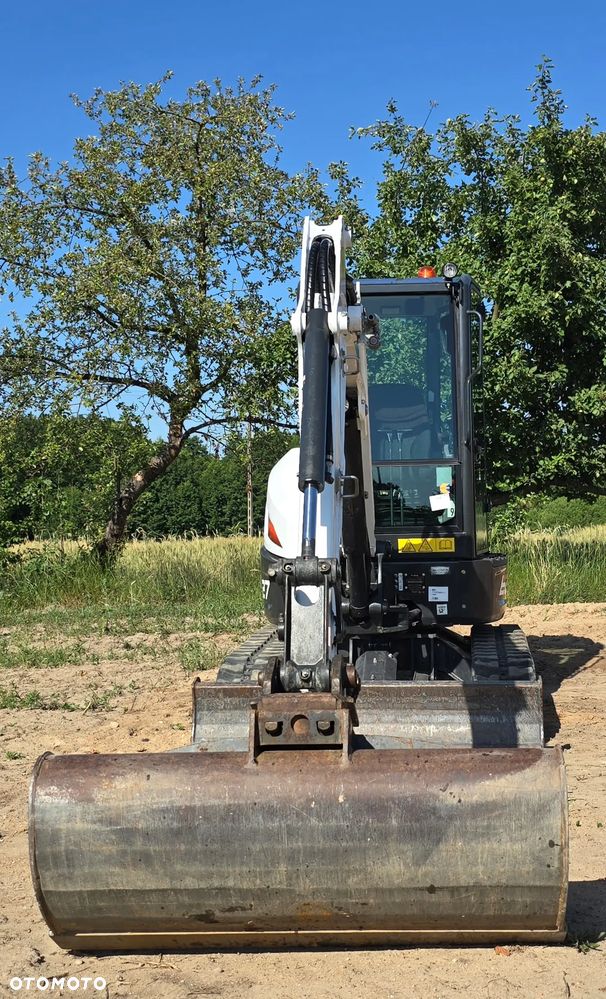 Bobcat E27 - 4
