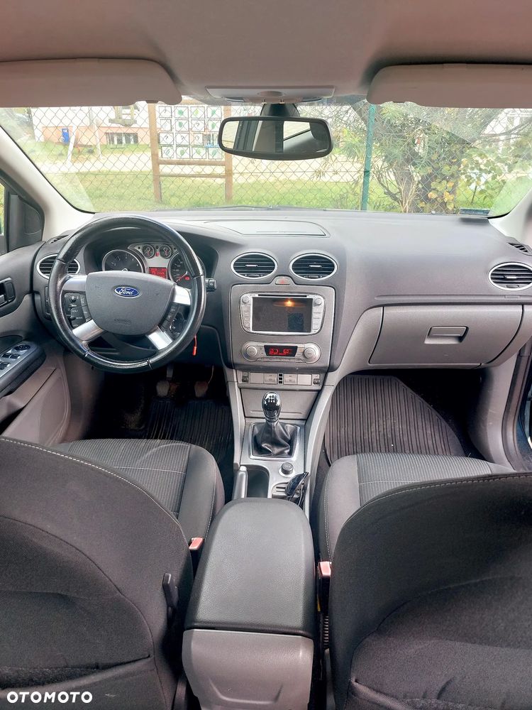 Ford Focus 1.8 FF Platinium X - 8