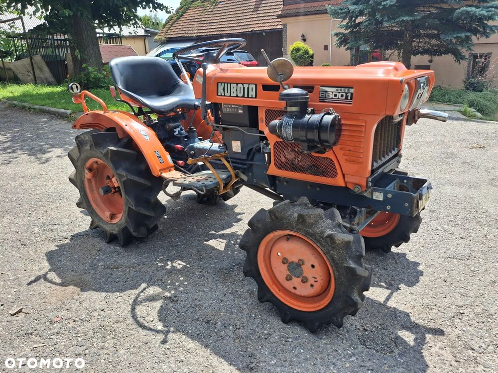 Kubota B6001 - 4