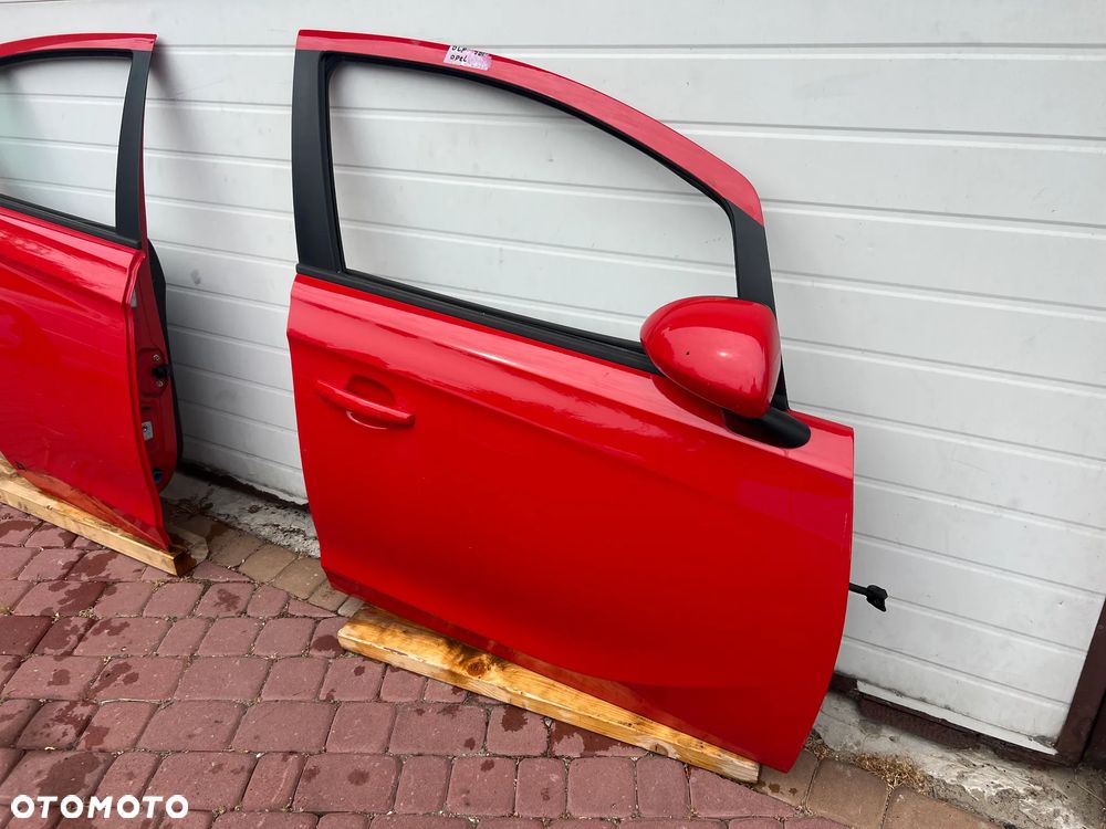 DRZWI PRAWY PRZÓD PRAWE PRZEDNIE OPEL CORSA E Z547 - 2