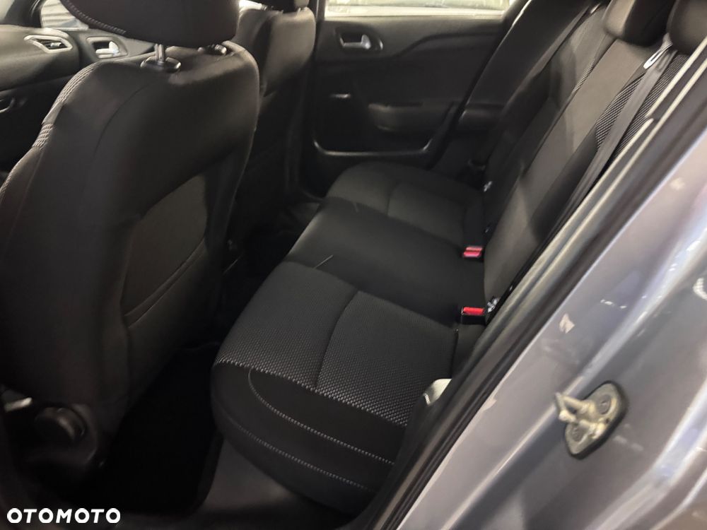 DS Automobiles DS 4 - 11