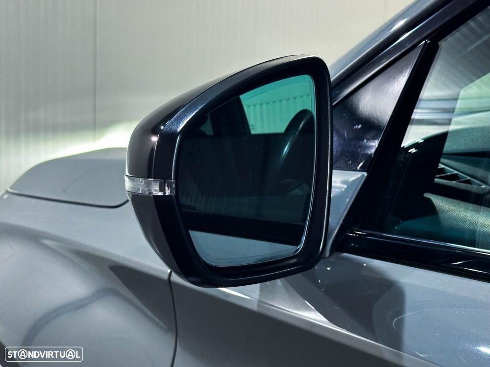 DS DS7 Crossback E-Tense Performance Line EAT8 - 16