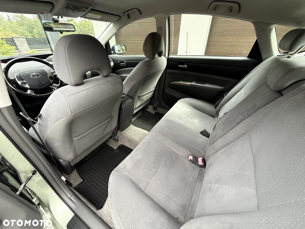 Toyota Prius 1.5 VVT-i Sol - 17