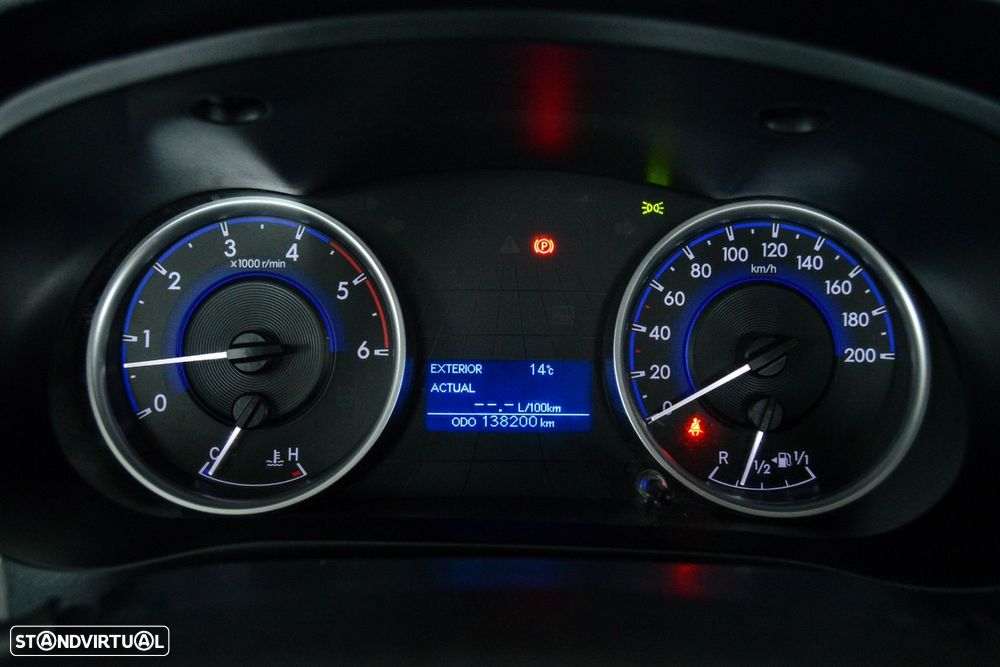 Toyota Hilux 2.4 D-4D 4X2 Cabine Extra 3L - 31