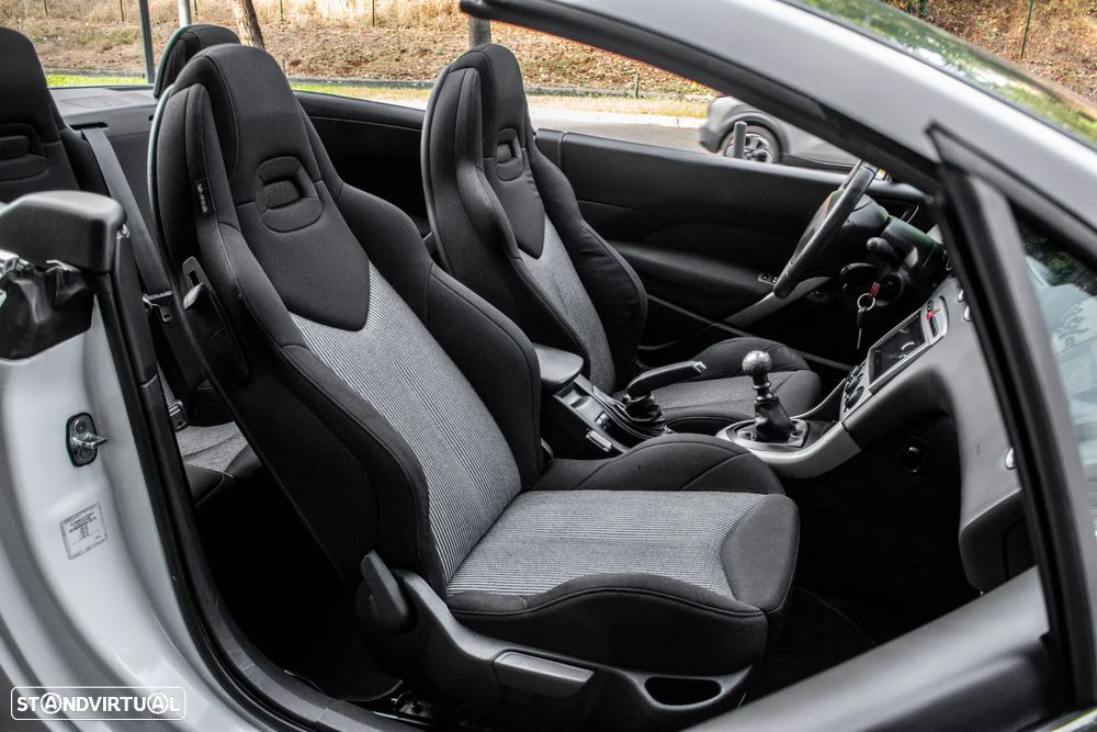 Peugeot 308 CC 1.6 e-HDi Sport - 24