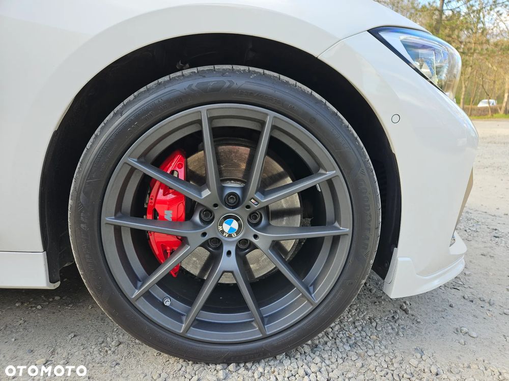 BMW Seria 3 M340i xDrive - 19