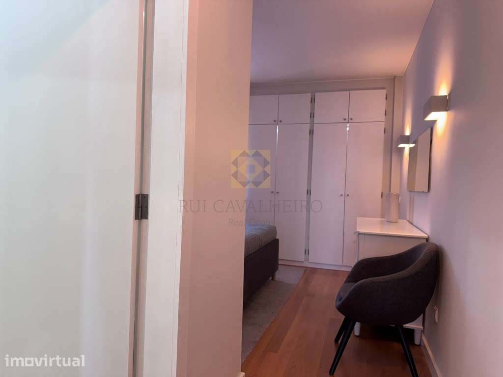 T3+1 Remodelado com Vista Mar - Grande imagem: 4/25