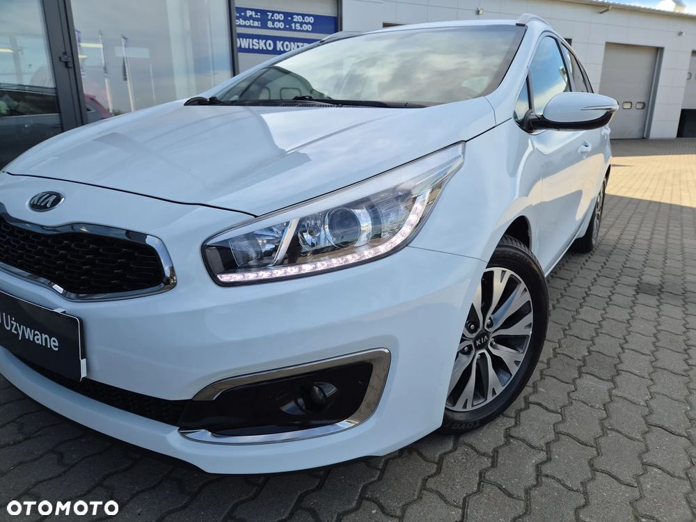 Kia Ceed 1.4 L Business Line - 33