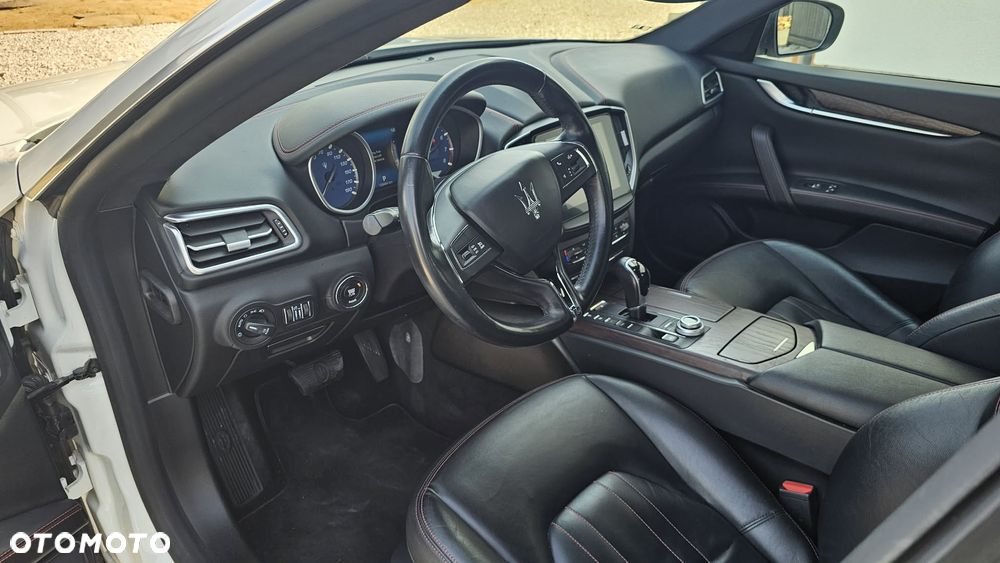 Maserati Ghibli Automatik S - 17