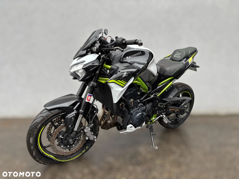 Kawasaki Z 900 - 6