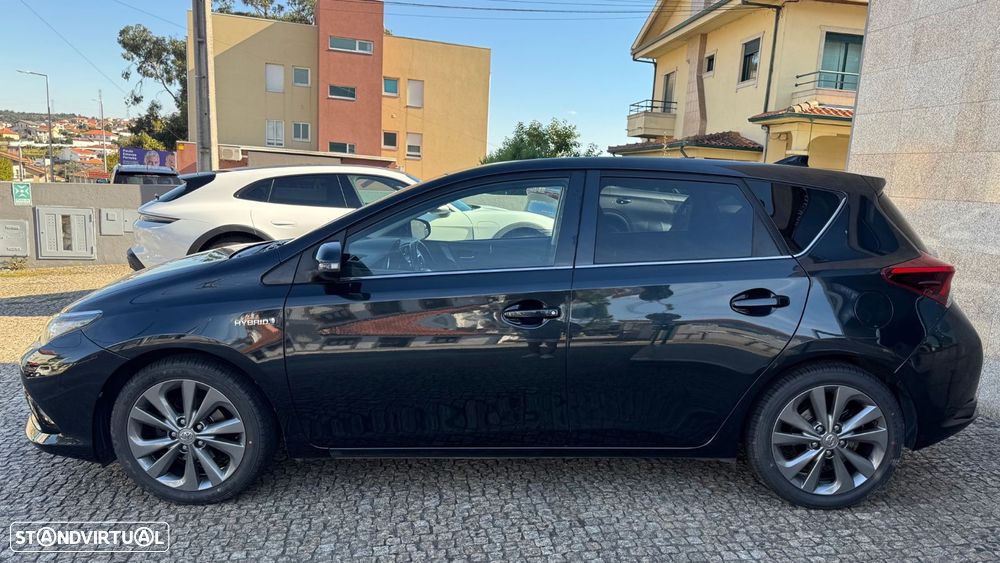 Toyota Auris 1.8 HSD Active - 3