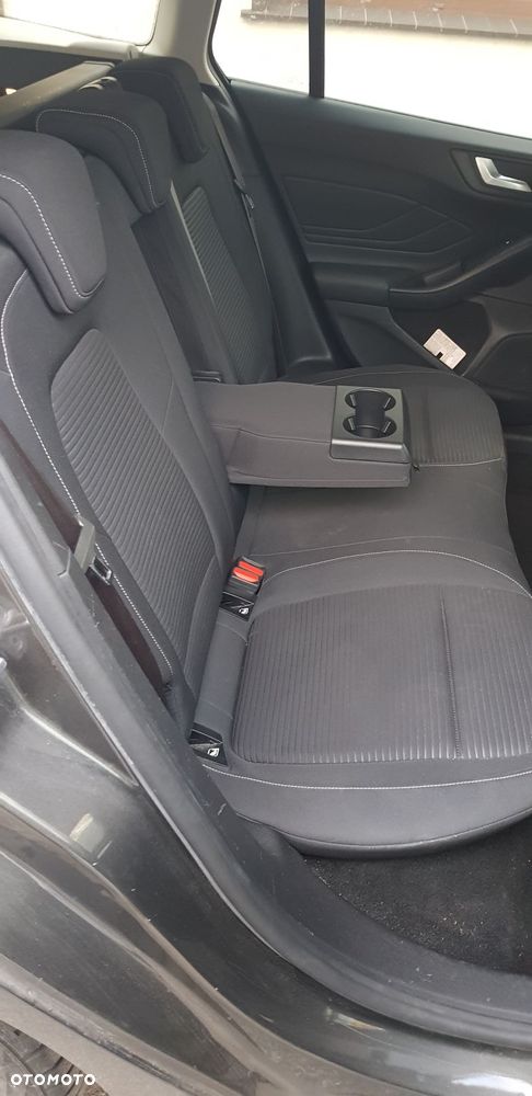 Ford Focus 2.0 EcoBlue STart-Stopp-System TITANIUM - 8