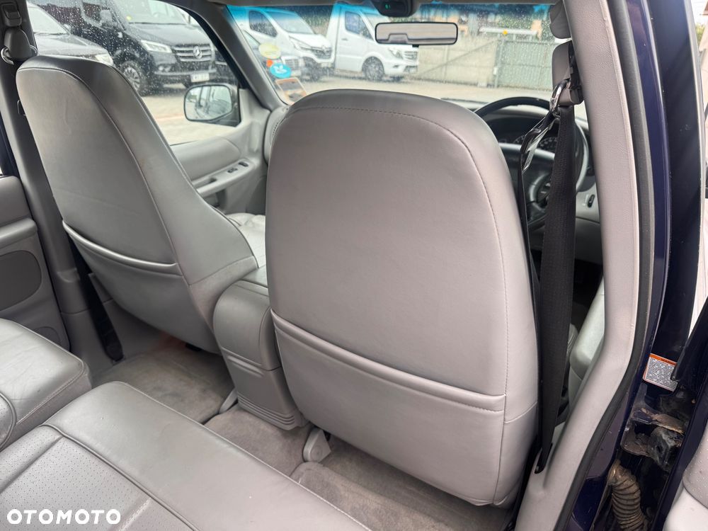 Ford Explorer 4.0 - 13