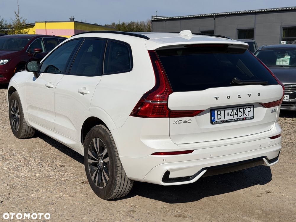 Volvo XC 60 B5 B AWD Geartronic RDesign - 3