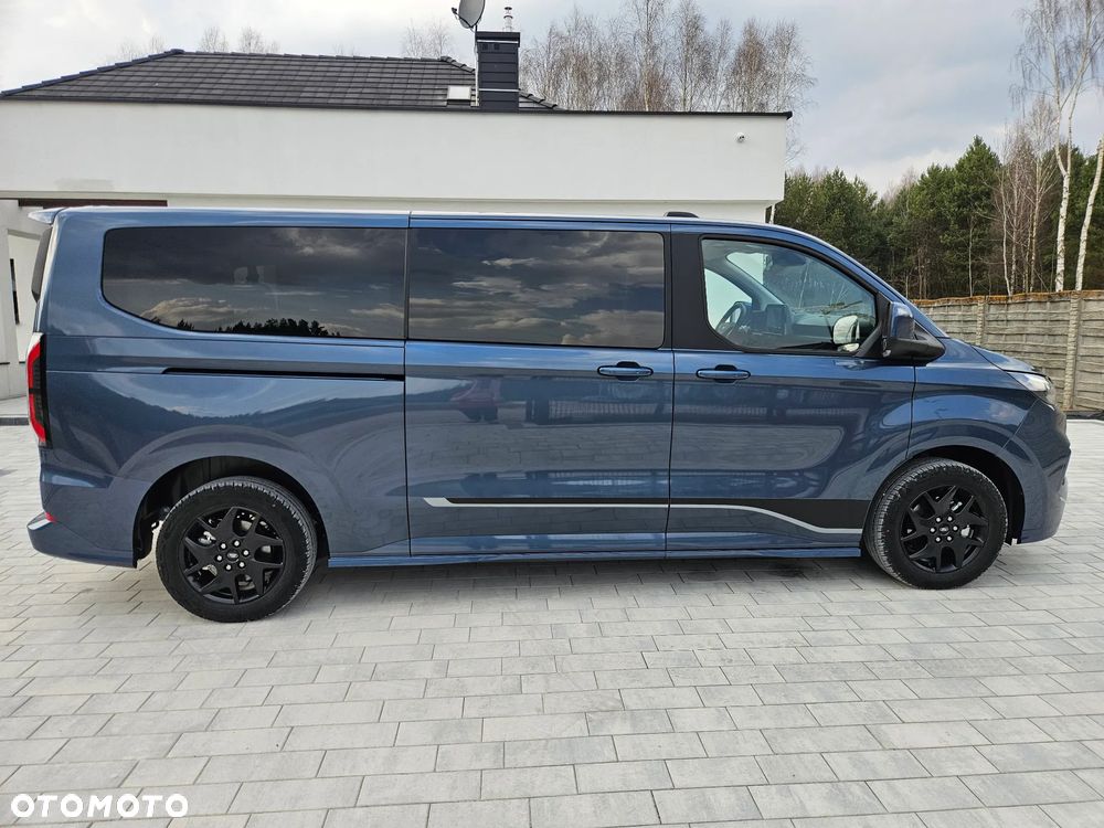 Ford Tourneo Custom - 10