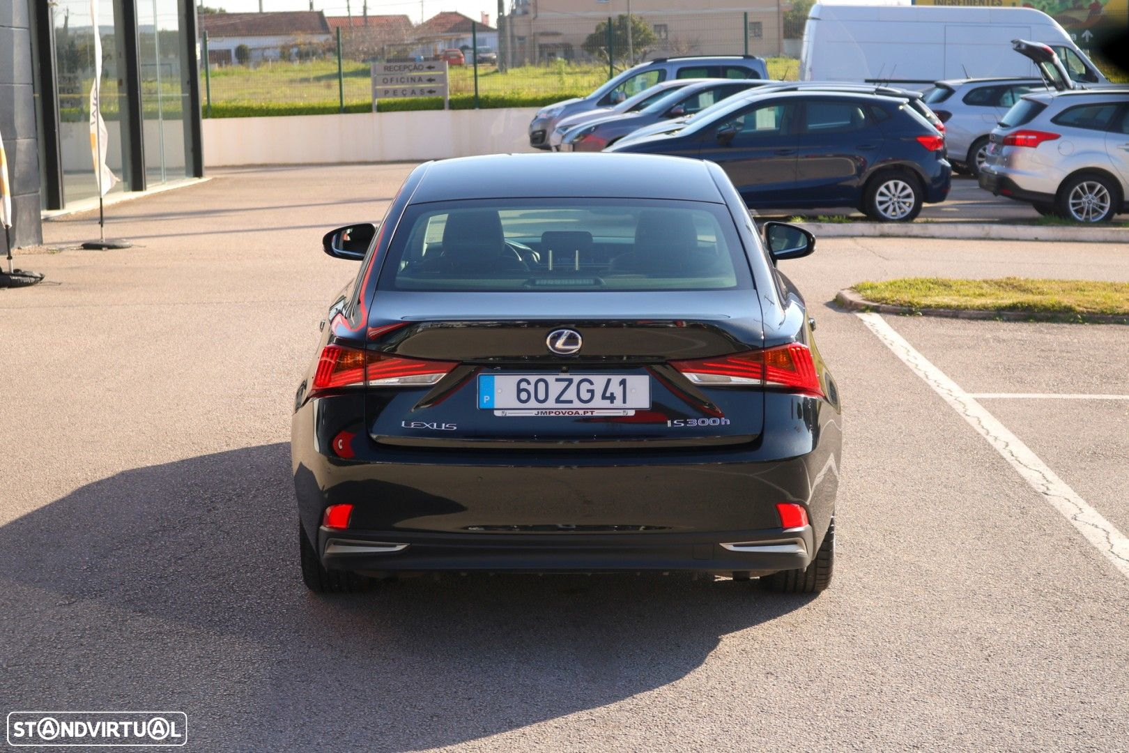 Lexus IS 300H Executive - 9