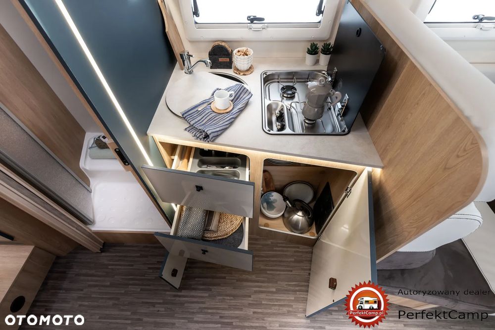 CI HORON 84XT 2026 AUTOMAT 165KM WINTER PACK ADAPTACYJNY TEMPOMAT MARKIZA 4,5 Metra THULE - 20