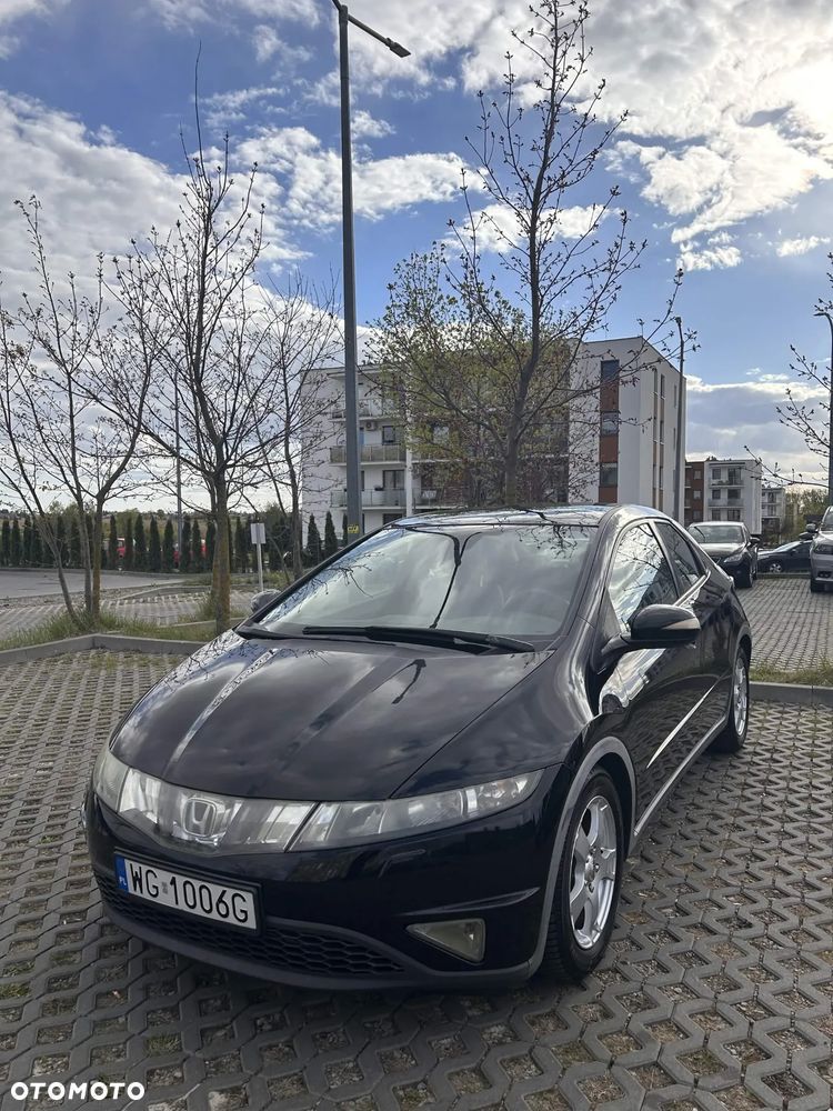Honda Civic 1.8 Comfort - 1